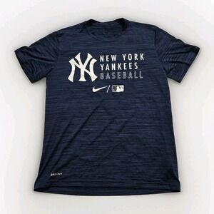 Nike New York Yankees T-Shirt Blue White Mens Medium MLB Baseball Team Tee NYC